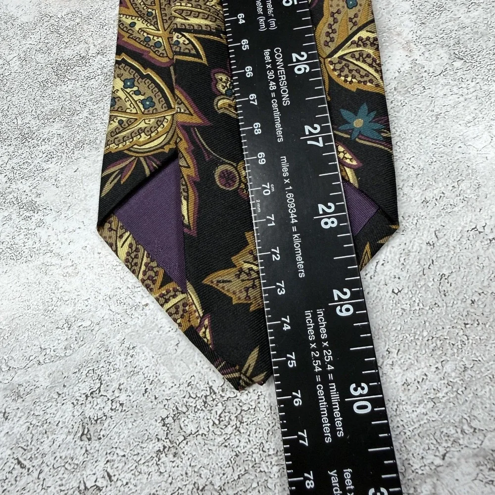 Jos. A. Bank Silk Tie Mens One Size Black Floral 100% Silk Made In Italy Necktie